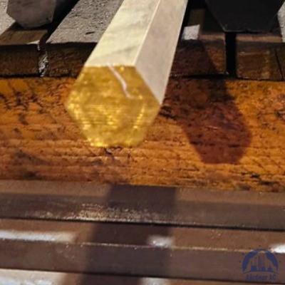 Шестигранник латунный 5,5 мм ЛС59-1 ГОСТ 2060-2006 купить в Костанае