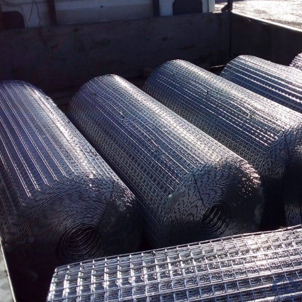 Сетка сварная нержавеющая 20х20х3 мм 12х18н10т ГОСТ 23279-85