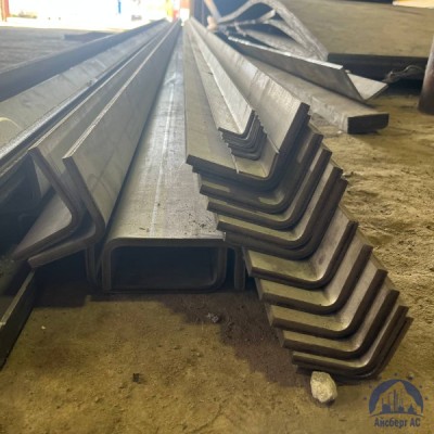 Уголок гнутый равнополочный 30х30х3 мм ст. 3сп / 3пс ГОСТ 19771-93 купить в Костанае