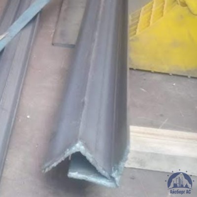 Уголок стальной равнополочный 200х200х25 мм 09Г2С ГОСТ 8509-93 купить в Костанае