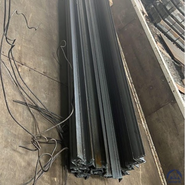 Уголок стальной равнополочный 200х200х25 мм С345 ГОСТ 8509-93