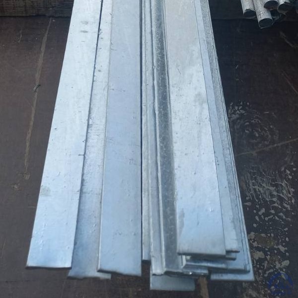 Полоса оцинкованная 10х105 мм сталь 20 ГОСТ 103-2006