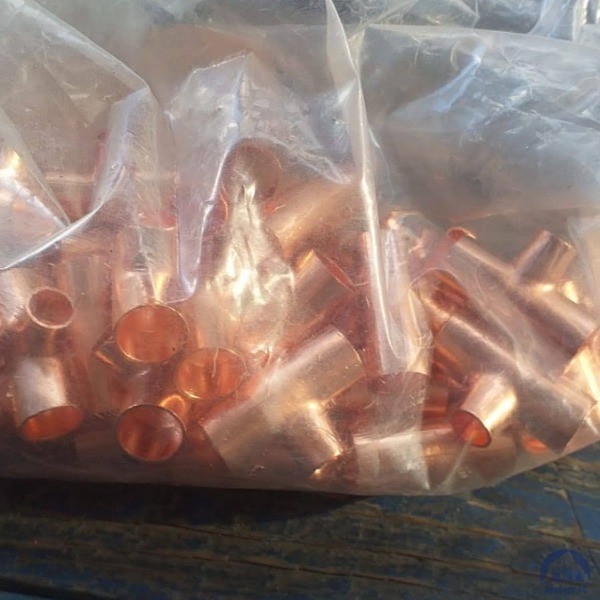 Тройник медный 28 х28 мм